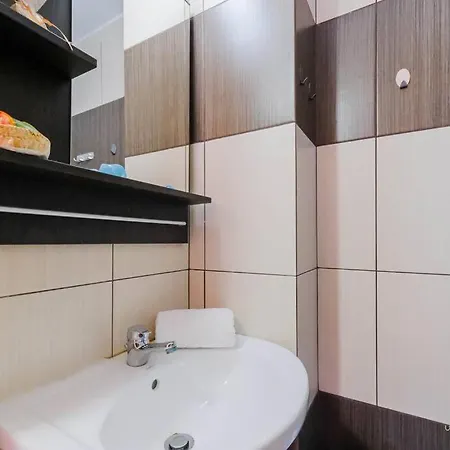 Verano 2-bdrm Maisonette With Shared Garden, Sani Sani (Chalkidiki)